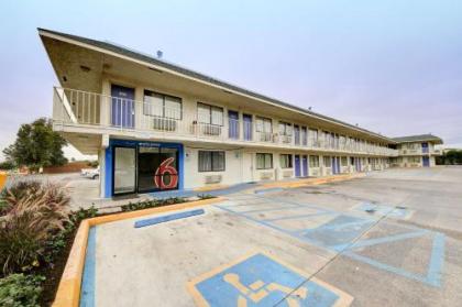 Motel 6-San Marcos TX