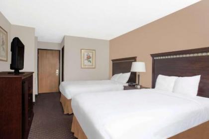 Baymont Inn & Suites by Wyndham San Marcos - image 3