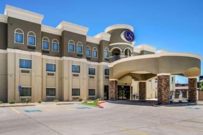 Comfort Suites Near Texas State University - image 1