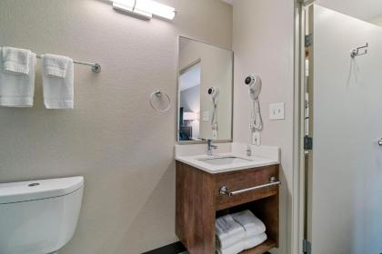 Extended Stay America Suites - San Francisco - San Mateo - SFO - image 13