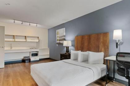 Extended Stay America Suites - San Francisco - San Mateo - SFO - image 4