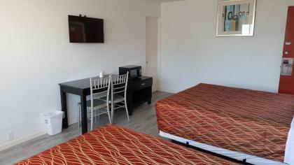 All Star Inn Motel - image 9