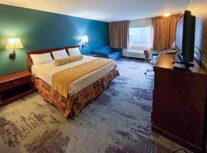 Sunrise Hotel - image 8