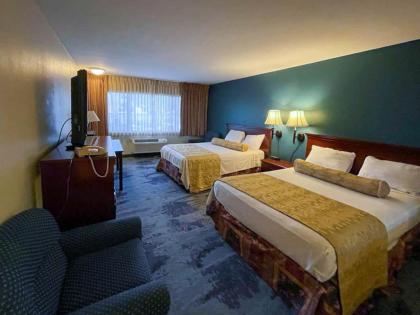 Sunrise Hotel - image 9