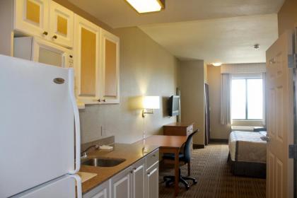 Extended Stay America Suites - San Rafael - Francisco Blvd East - image 5