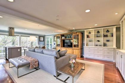 Designer Apartment Less than 1 mile to Downtown San Rafael