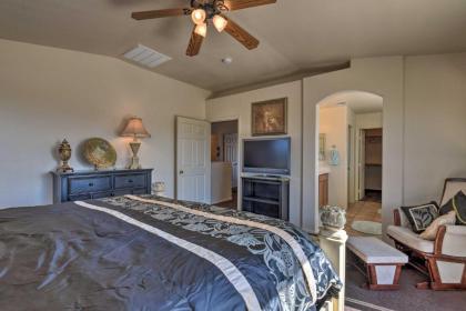 Family Home with Hot Tub on Johnson Ranch Golf Course - image 15