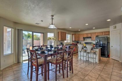 Family Home with Hot Tub on Johnson Ranch Golf Course - image 6