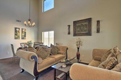 Family Home with Hot Tub on Johnson Ranch Golf Course - image 9