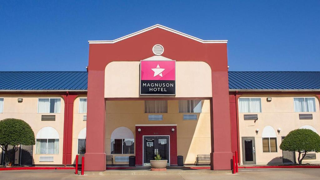 Magnuson Hotel Sand Springs – Tulsa West - main image