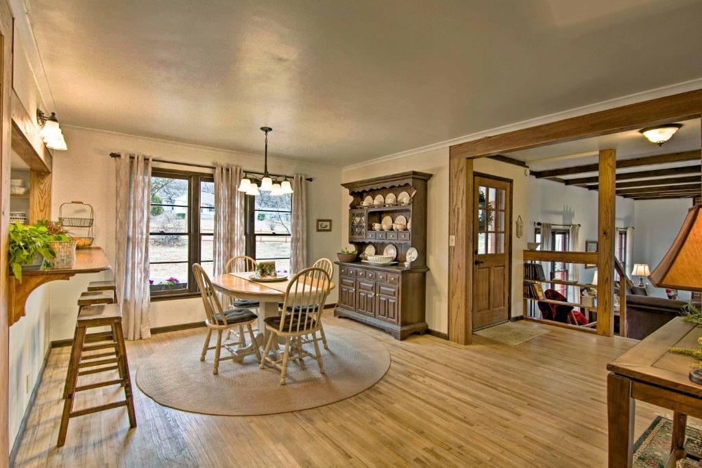 Cozy Sand Springs Home-Mins to Keystone and Tulsa - image 5