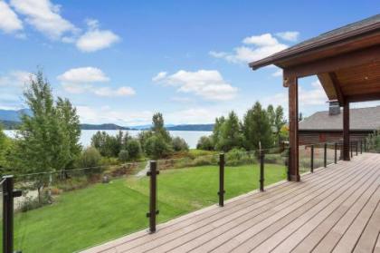 Lakefront Luxury Sandpoint