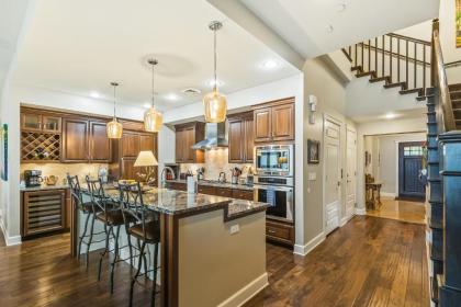 Exclusive Seasons at Sandpoint Townhome - image 18