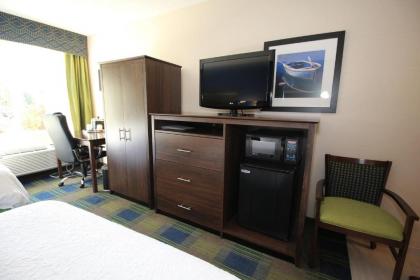 Hampton Inn Sandusky-Central - image 21