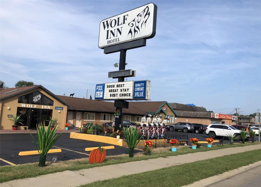 Wolf Inn Hotel - main image