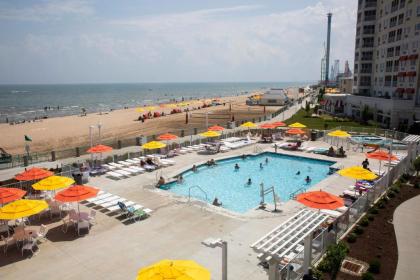 Cedar Point Hotel Breakers - image 15