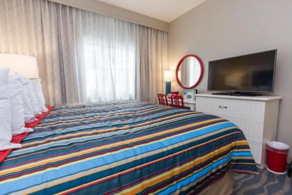 Cedar Point Hotel Breakers - image 3