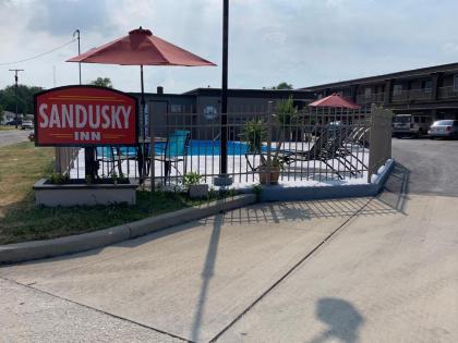 Sandusky Inn - image 9