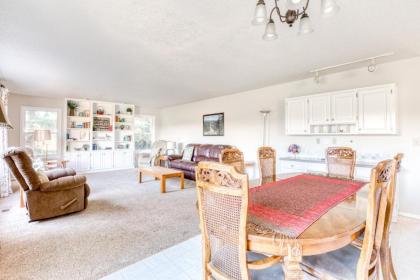 Garden Gate Estate - image 14