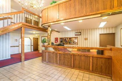 Econo Lodge Inn & Suites Sandy - image 14
