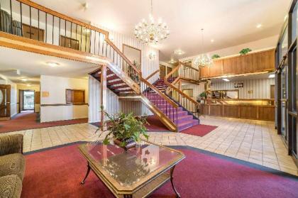 Econo Lodge Inn & Suites Sandy - image 2