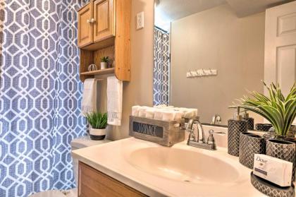 Pet-Friendly Sandy Abode - 14 Mi to Snowbird! - image 13