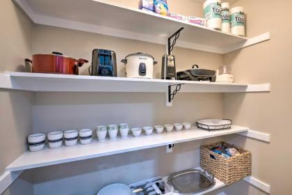 Pet-Friendly Sandy Abode - 14 Mi to Snowbird! - image 7