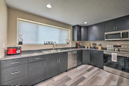 Pet-Friendly Sandy Abode - 14 Mi to Snowbird! - image 8