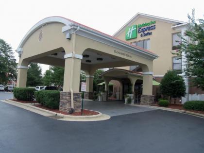Holiday Inn Express Hotel & Suites Sanford an IHG Hotel