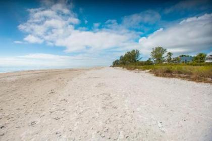 Golden Beach 2 - image 5