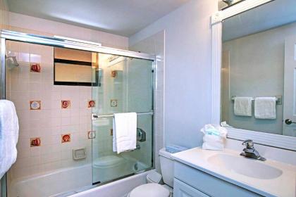 Blind Pass Condo C106 on beautiful Sanibel Island - image 4