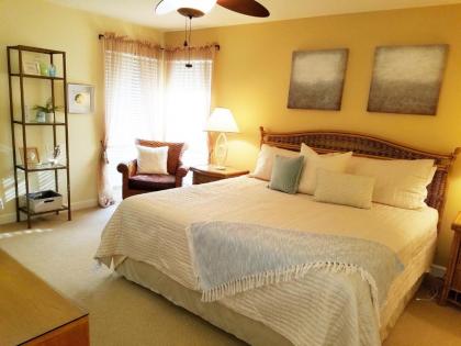 Enjoy sunsets and shelling at resort condo with family - Blind Pass C209 - image 2