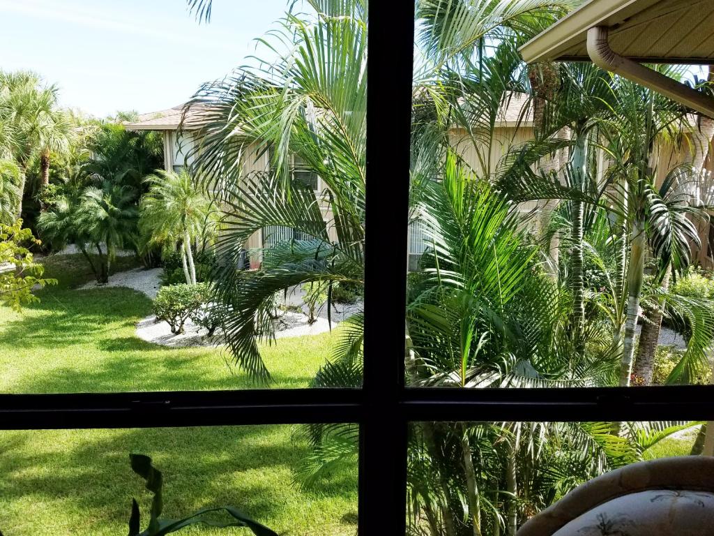 Enjoy sunsets and shelling at resort condo with family - Blind Pass C209 - image 6