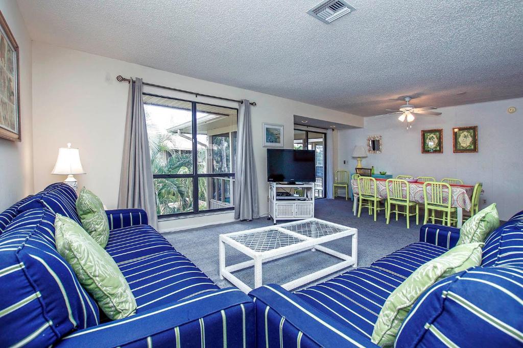 Secluded beach condo on award-winning Bowman's Beach - Blind Pass D201 - main image