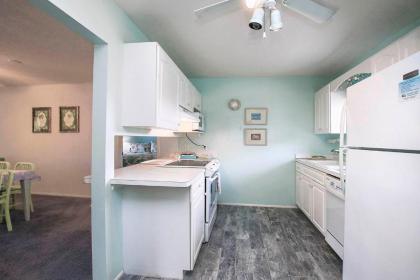 Secluded beach condo on award-winning Bowman's Beach - Blind Pass D201 - image 4