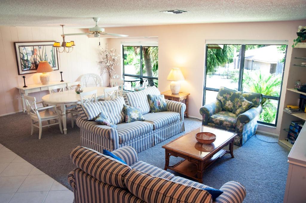 Blind Pass Condo E210 on beautiful Sanibel Island - main image