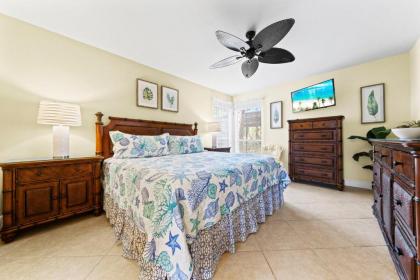 Secluded beach resort condo ready for family getaway - Blind Pass F108 - image 11