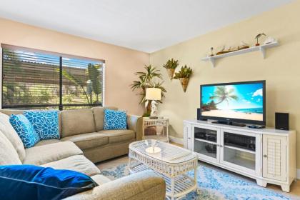 Secluded beach resort condo ready for family getaway - Blind Pass F108 - image 3