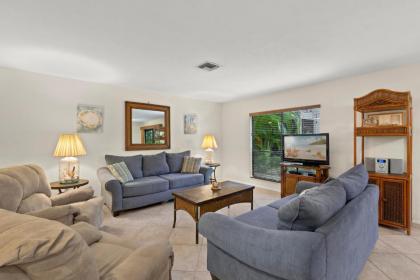 Hidden gem private condo with room for the family - Blind Pass F110 Sanibel