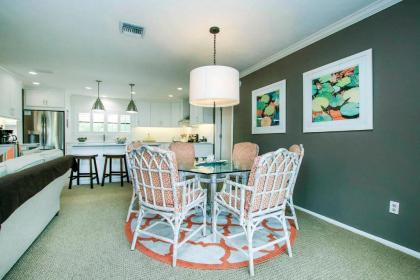 Sunsets & shelling on Sanibel perfect for family - Blind Pass F203 - image 2