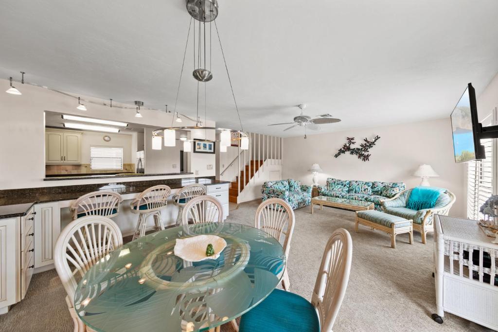 Blind Pass Condo F204 on beautiful Sanibel Island - image 6