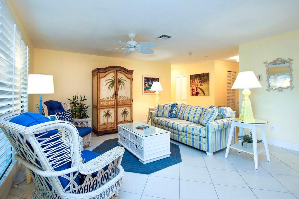 Shelling & sunsets at resort condo perfect for family Blind Pass G104 - main image