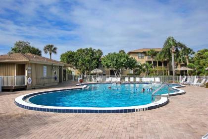 Shelling & sunsets at resort condo perfect for family Blind Pass G104 - image 9
