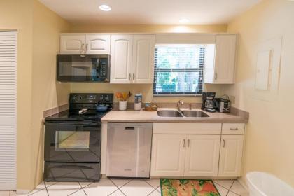 Family style beach resort condo on quiet west end A104 - image 14