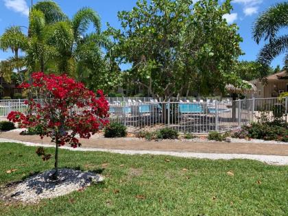 Blind Pass Condo B109 on beautiful Sanibel Island - image 17