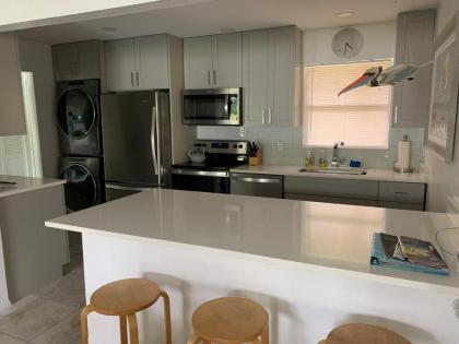 Blind Pass Condo B109 on beautiful Sanibel Island - image 2