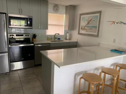 Blind Pass Condo B109 on beautiful Sanibel Island - image 3