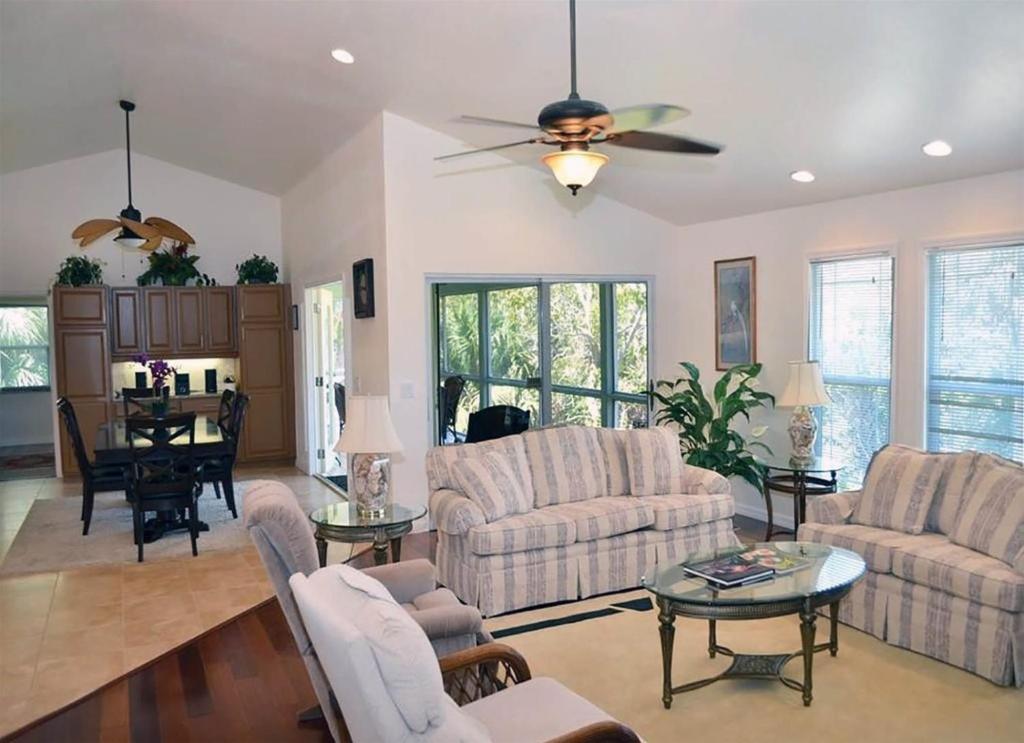 Sea Bell Home - image 7