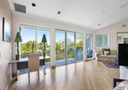 Exclusive Beach Estate on Captiva Drive