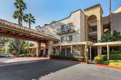 Comfort Inn  Suites Orange County John Wayne Airport Santa Ana